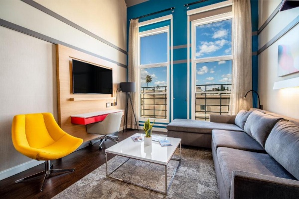 Century Park Hotel LA image 28